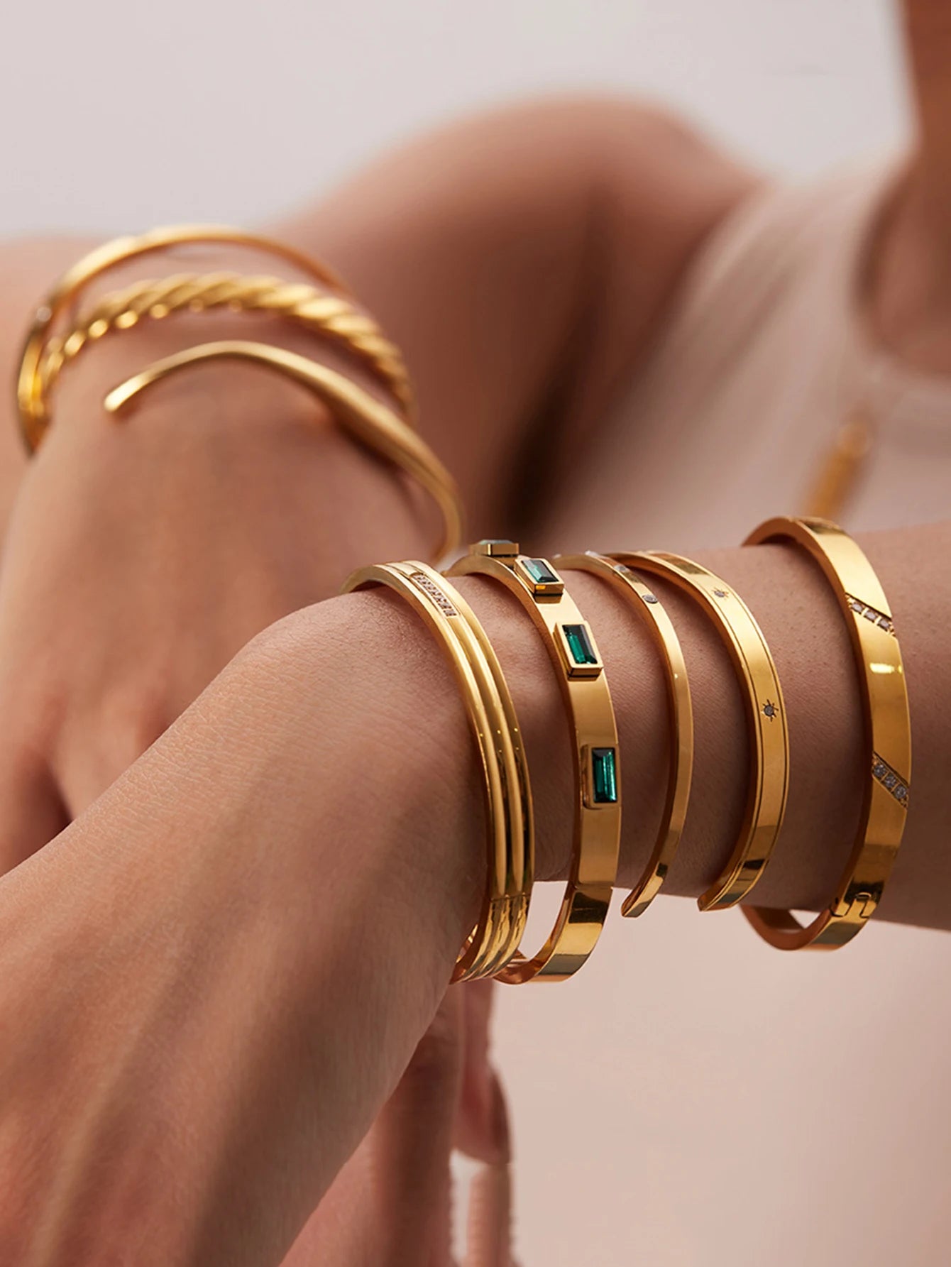 Gold Bracelet, Fashionable Classic Style, Stainless Steel Bracelet,Inlaid With Zircon,For Womens Daily Wear