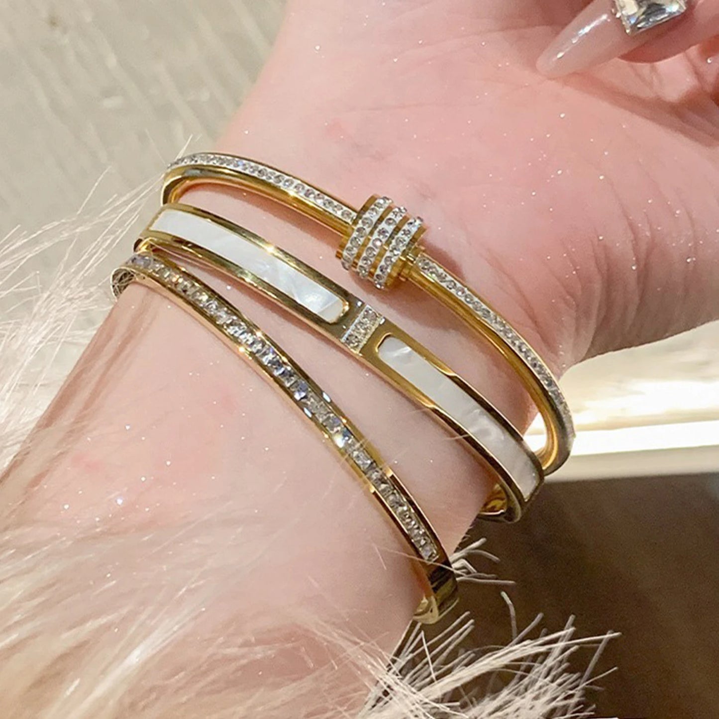 Gold Bracelet, Fashionable Classic Style, Stainless Steel Bracelet,Inlaid With Zircon,For Womens Daily Wear